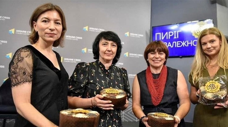 Печемо Пиріг Незалежності разом: як долучитися до всеукраїнської ініціативи