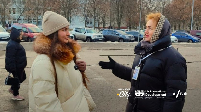 «Слава Богу, що живі»: як південноукраїнці згадують 2025 рік. Опитування на вулицях