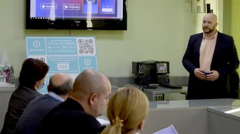 У Херсоні планують ввести нові правила паркування: розповідаємо, які саме