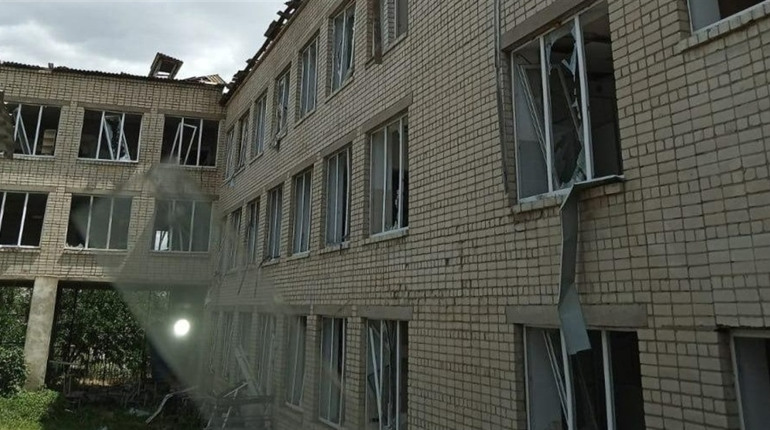 На Херсонщині окупанти завдали ударів по критичній та соціальній інфраструктурі, житловим кварталам