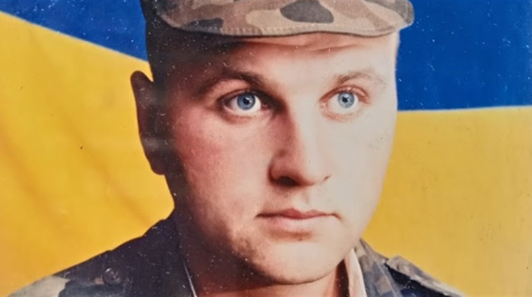 Євген Костенко: “Якщо не ми захистимо Україну - то хто?”