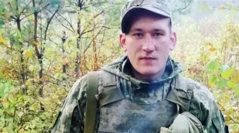 Загинув захисник з Новороманівки Михайло Бабін: церемонія прощання 20 травня