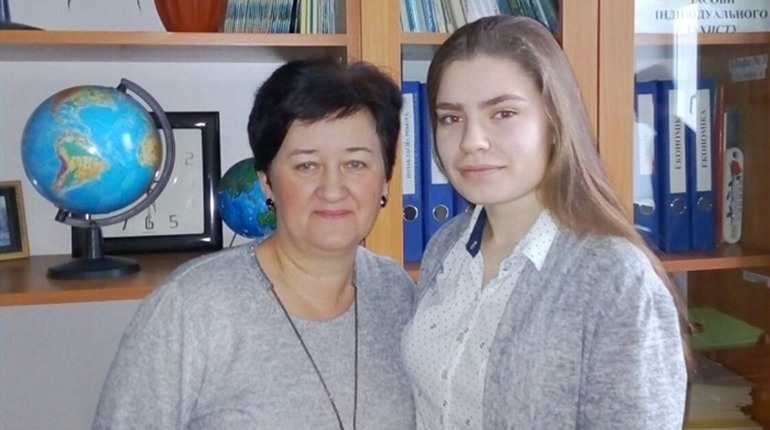 Учениця з Павлівки стала призеркою Малої академії наук