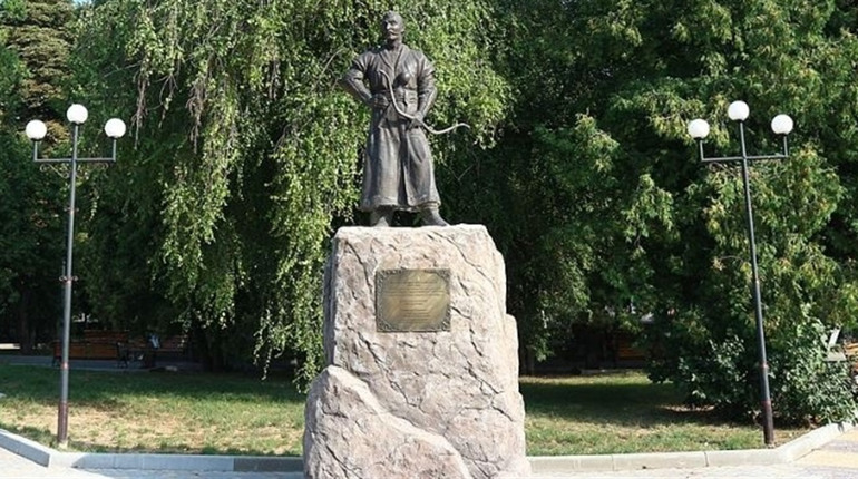 В Христинівці вибирають проект герба та прапора громади