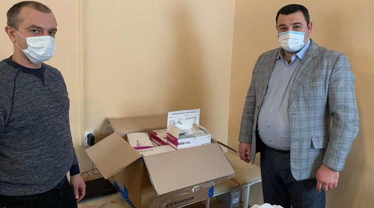 Медамбулаторія Дівичківської громади отримала 750 експрес-тестів для виявлення COVID-19 