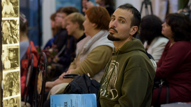 Сашко Обрій опублікував кліп на вірш «Це ти»