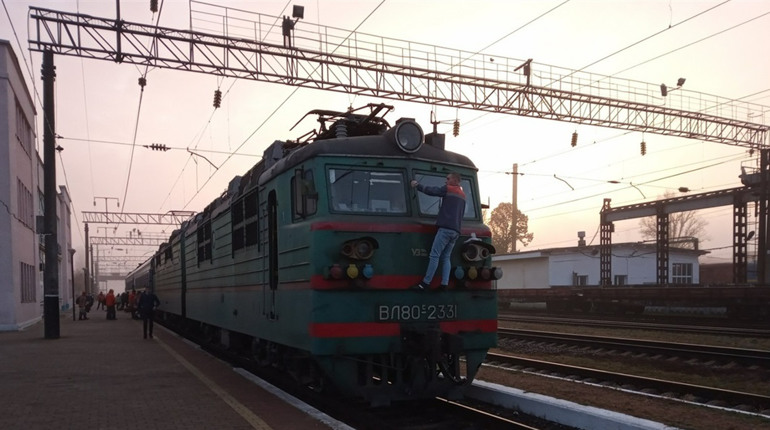 Прямого потяга до Києва більше не буде. Останні рейси через Первомайськ — наприкінці січня