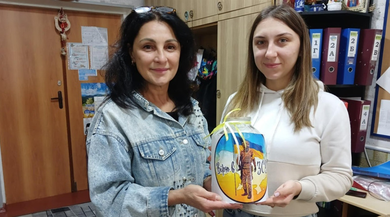 У Первомайську учні початкової школи зібрали майже 50 000 на потреби ЗСУ