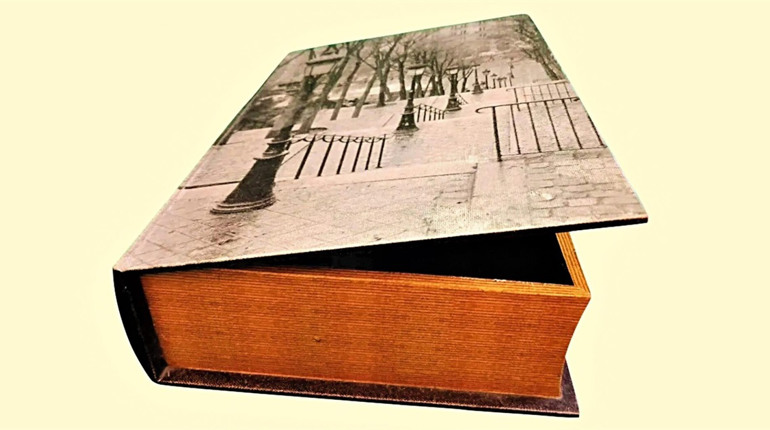 Книга шкатулка - чудовий подарунок