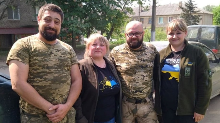 Ольга Отрохова та Вікторія Катриченко відвідали воїнів у «гарячих» точках: що зараз потрібно бійцям