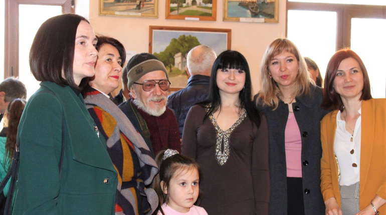 В Біляївці відкрилась виставка робіт місцевих майстрів: які враження учасників і плани організаторів