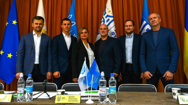 Новий голова та об'єднання з Херсонщиною. Підсумки конференції Асоціації футболу Миколаївщини