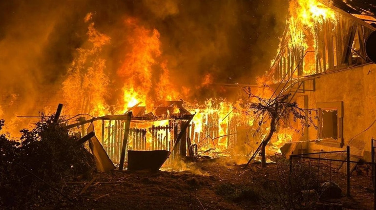 Росіяни знову завдали удар шахедами по Ізмаїлу: зруйновано лікарню, є постраждалі