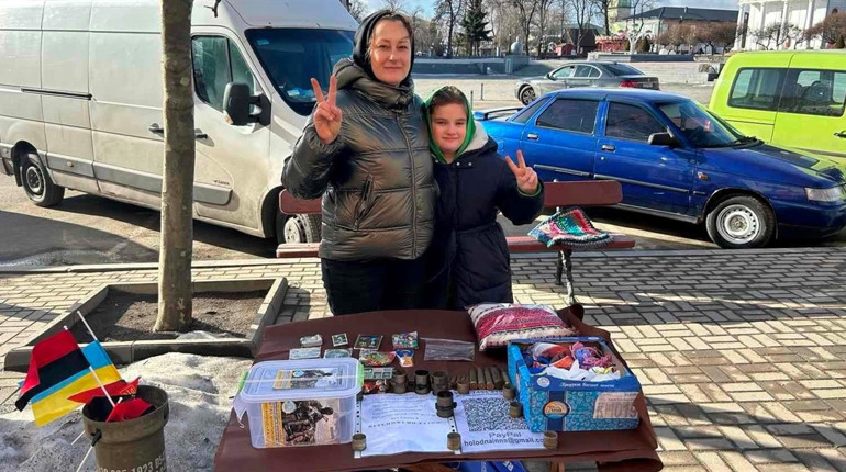 РЕБи, сітки, автомобілі, коти, собаки і лебеді: на що збирають гроші волонтери в Умані