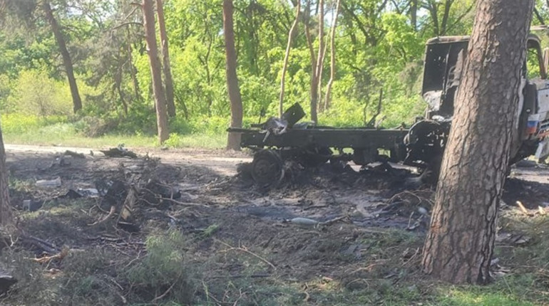 Ворожа атака зіграла проти себе: КамАЗ окупантів загорівся разом з мінометним розрахунком