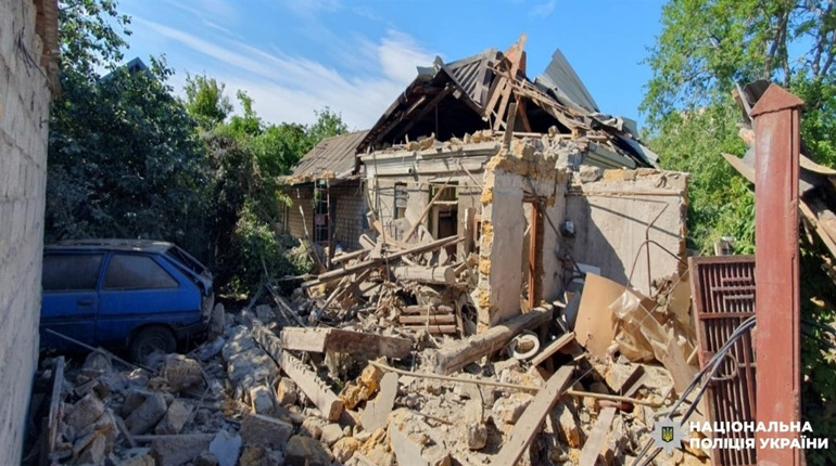 Загарбники за добу обстріляли 36 населених пунктів Херсонщини: які наслідки