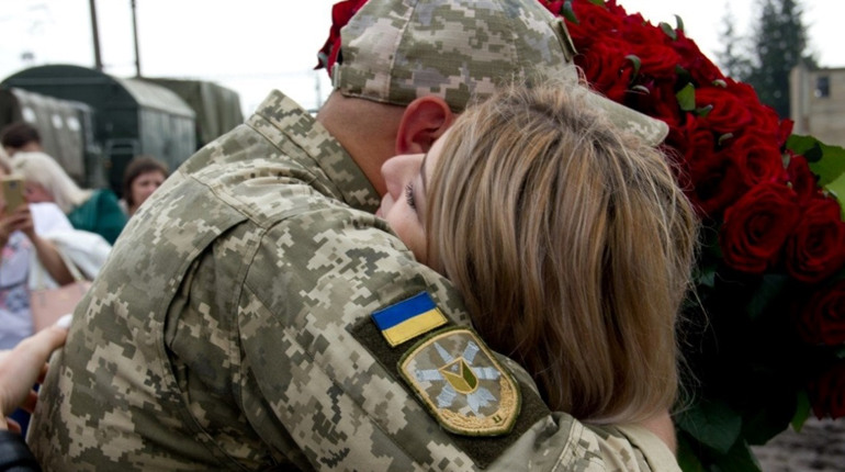 «Дочекайся мене з війни»