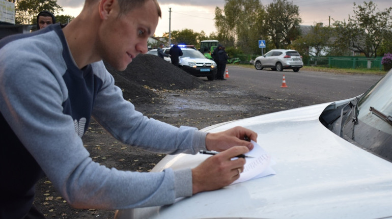Поліція взялася перевірити скандальну ділянку дороги Рафалівка - Суховоля