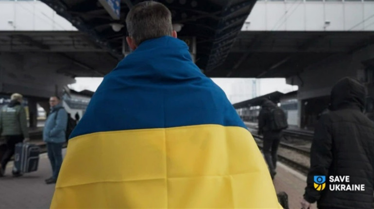Окупанти пропонують українським дітям по 100 тисяч рублів за переїзд до РФ
