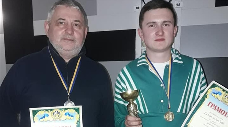 Фінал чемпіонату Тернопільської області з більярду розіграли учень та його тренер з Чорткова