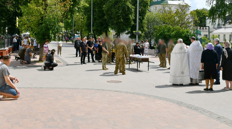 Ніжинці провели в останню путь мужнього воїна Віталія Філя