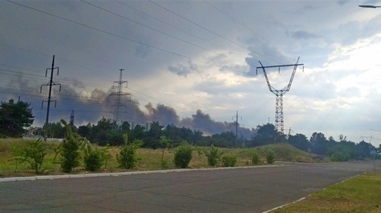 Біля Нової Каховки згорів склад