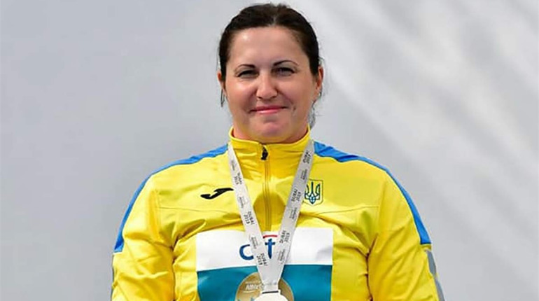 Херсонка Яна Лебєдєва здобула на Паралімпіаді у Токіо срібну нагороду