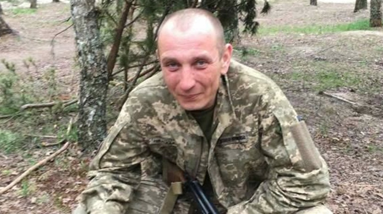 Рідні та близькі просять допомогти у розшуку військовослужбовця із Шостки