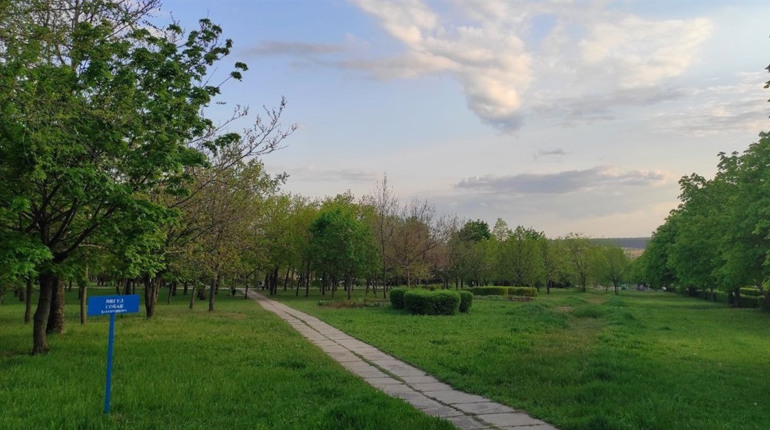 Тепло, але з дощами та вітром: якою буде погода в Южноукраїнську цього тижня