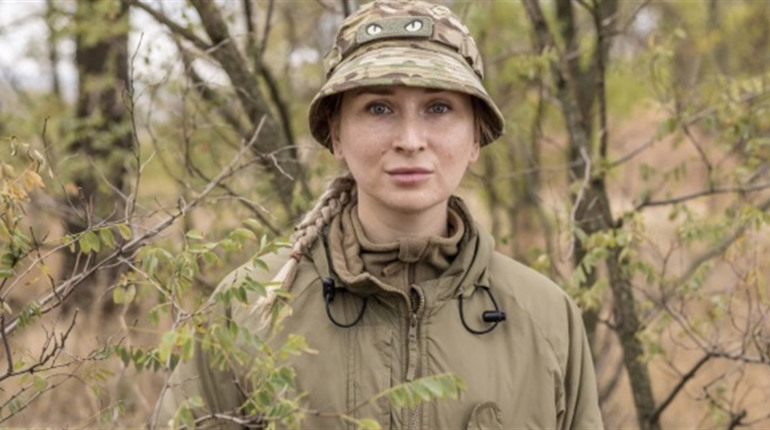 Бійчиня з Нової Каховка нищить ворогів дронами і мріє повернутися в рідне місто