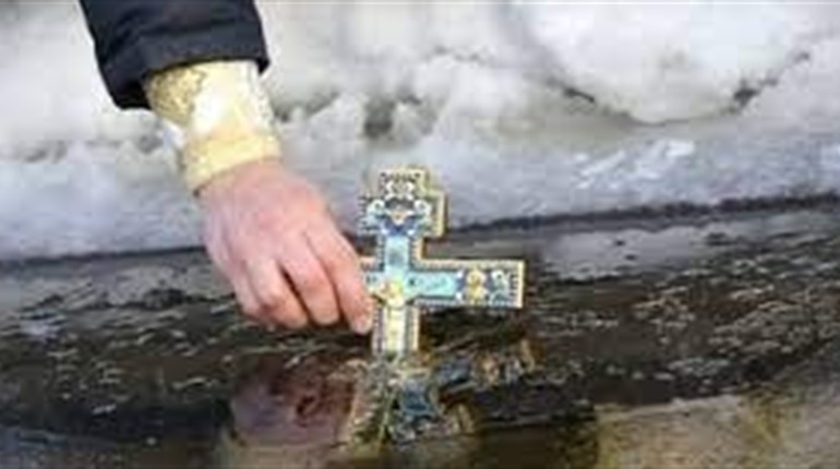 ПЦУ Долинської громади запрошує на богослужіння та освячення води до свята Хрещення Господнього