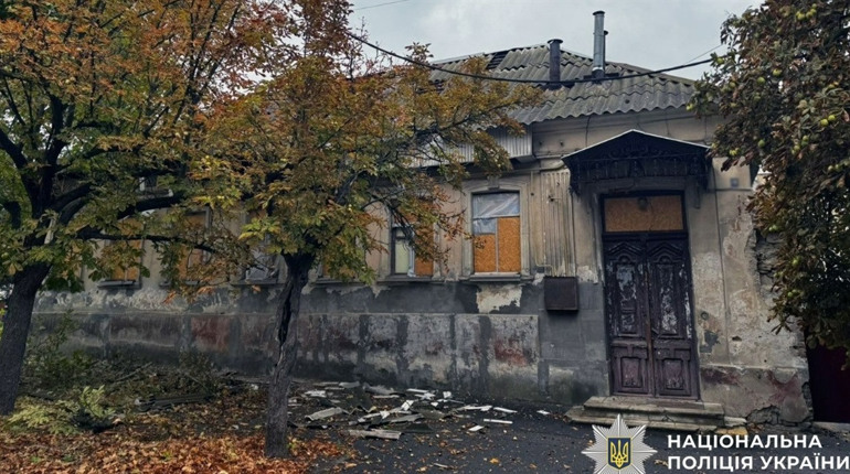 Ворожі обстріли Херсонщини: окупанти завдали ударів артилерії, мінометів, РСЗВ та безпілотників