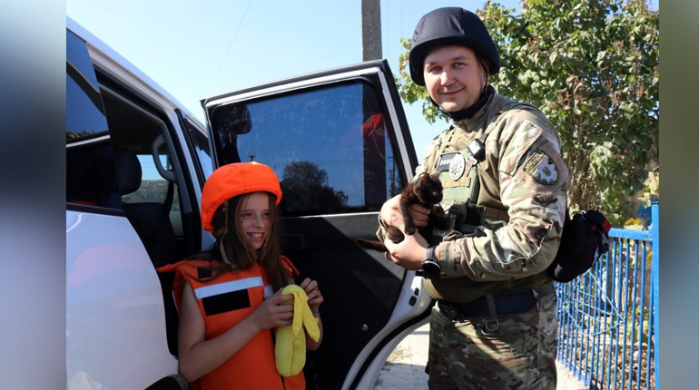 Примусова евакуація родин з дітьми на Херсонщині: перелік населених пунктів