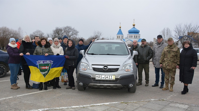 Пишемо книгу історії Перемоги України разом – атомники придбали черговий автомобіль для військових