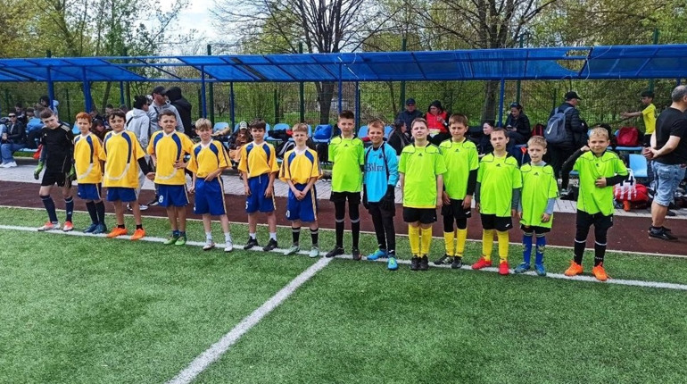 У Жовтих Водах відбувся Кубок міста з футболу серед юнаків: два дні яскравих матчів