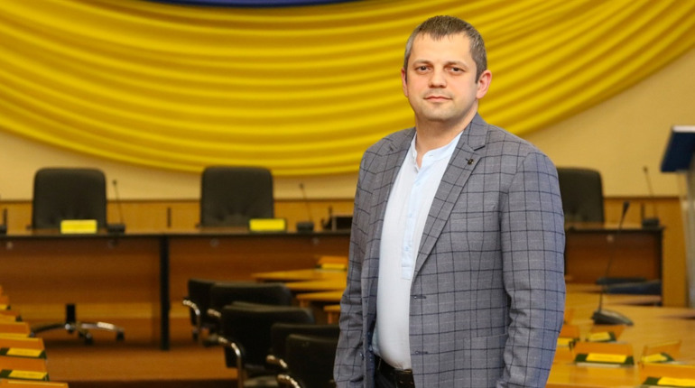 На посаду заступника генерального директора з персоналу Хмельницької АЕС призначили Володимира Гудзя