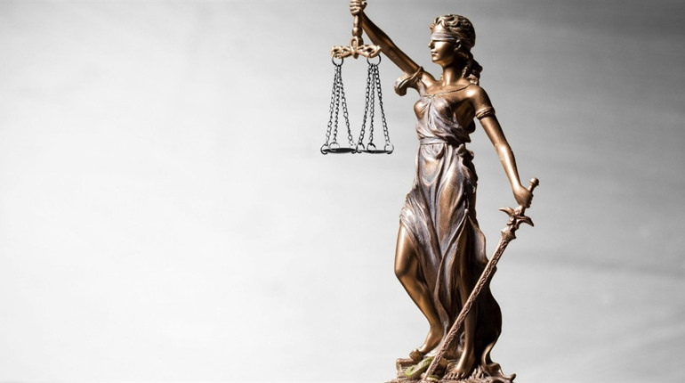 Вісім окупаційних «суддів» з Криму можуть отримати по 15 років за держзраду