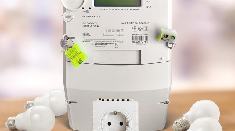 Двозонний лічильник електроенергії у 2026 році: нічний тариф, встановлення та економія