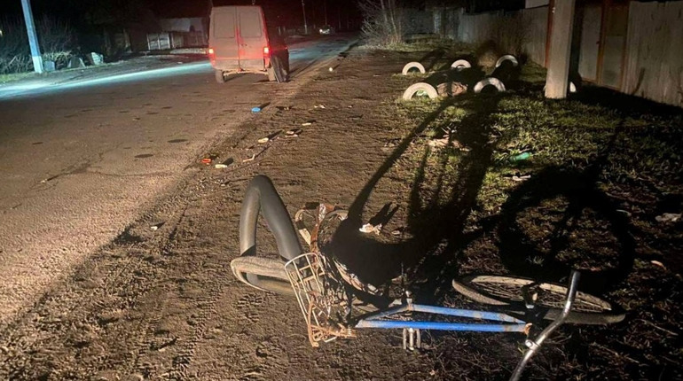 У Фастові автомобіль збив людину. 24-річний постраждалий помер
