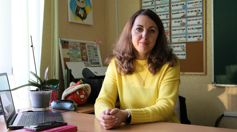 «Мамо, твої учні інколи важливіші, ніж ми». Інтерв’ю із вчителькою «зіркового класу» з прикордоння