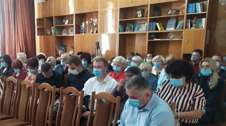Чи перейдуть школи Калуської ТГ на дистанційне навчання — залежить від рівня вакцинації працівників