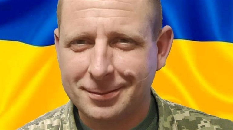Зупинилося серце Героя: у шпиталі обірвалося життя військового з Глухова Дмитра Акуліна