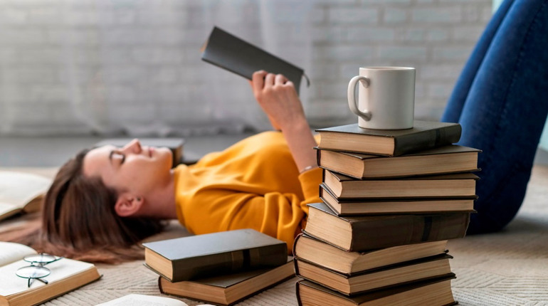 Читаймо українською: 5 книжок сучасних авторів, що захоплюють та надихають