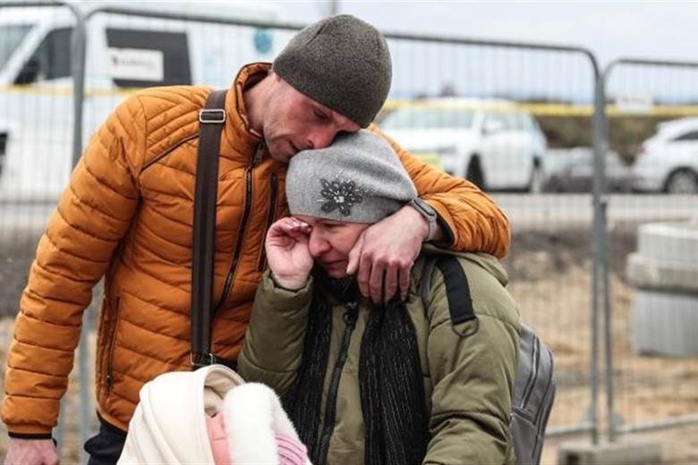 Греція призупиняє програму підтримки для українців: деталі