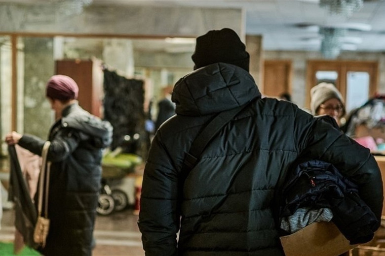Жителів Донеччини евакуйовуватимуть у ще два регіони України: які області прийматимуть переселенців?