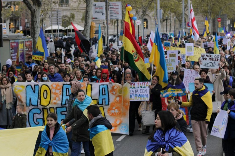 Я в Іспанії, але не знаю мови. Безплатні курси для українців та ціни на платні