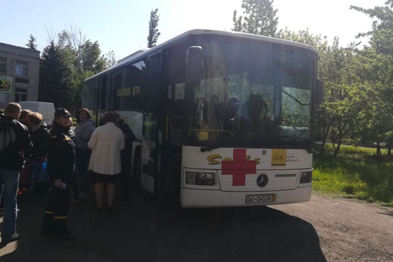 Евакуація з Торецької громади продовжується. Куди зателефонувати, щоб записатися