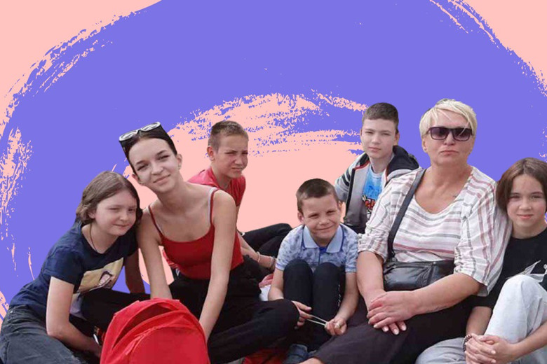 На початку війни я була за кордоном, а діти в Україні. Історія евакуації мами семи дітей