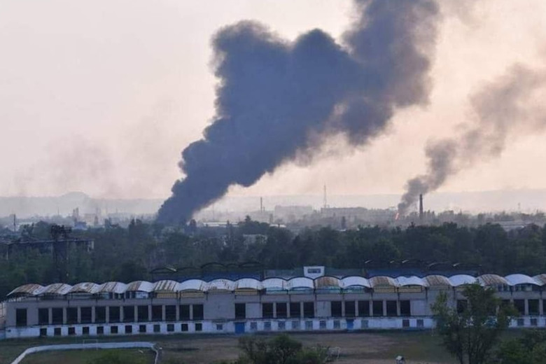 Евакуація з "Азоту" у Сєвєродонецьку: усе, що потрібно знати