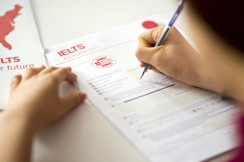 До 60 годин навчання. Безкоштовна підготовка до IELTS для переселенців